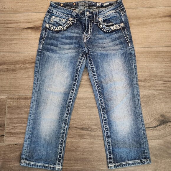 Miss Me Jeans Womens 27 Capri Embroidered Pockets Distressed Denim Signature Fit - Picture 1 of 14